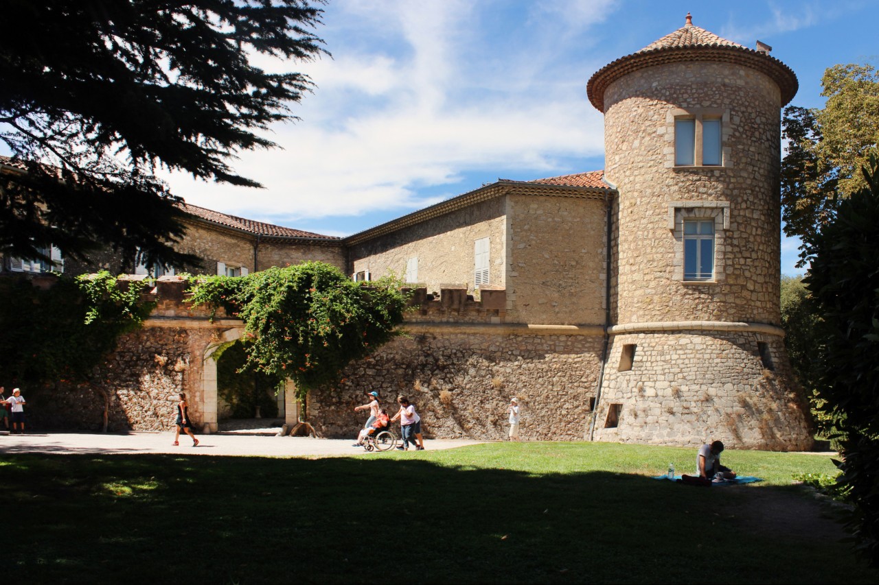 DCA - centre d'art - Espace de l'Art Concret – château de Mouans