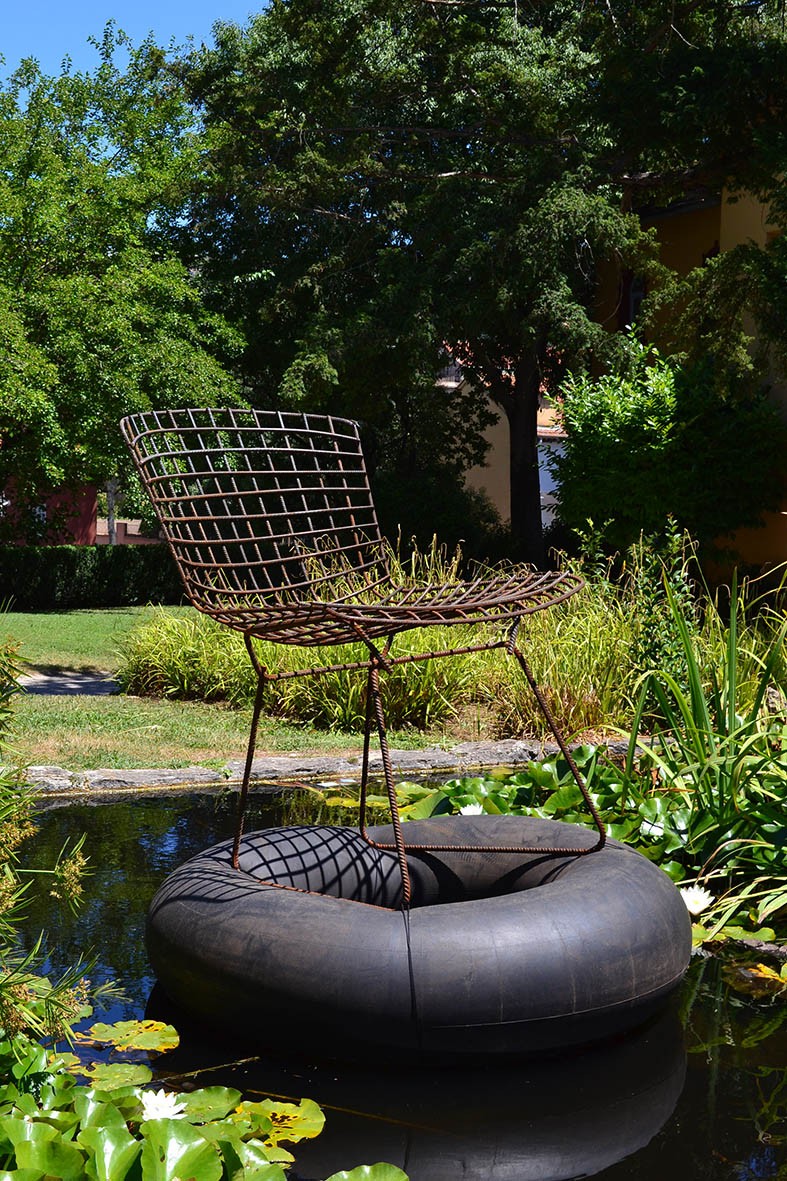 Ludovic Chemarin© (Damien Beguet, P. Nicolas Ledoux), Chaise bouée Bertoia, 2017
