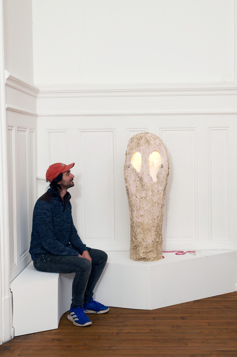 Io Burgard, Conversation avec un fantôme, 2024
