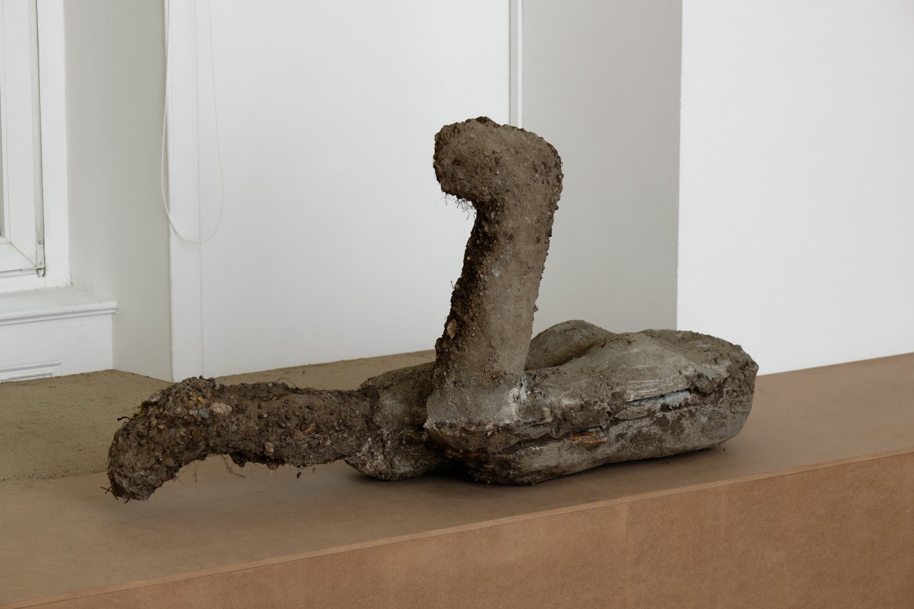 Jorge Satorre, I could never forget the way you told me everything by saying nothing (sculpture 1), 2021