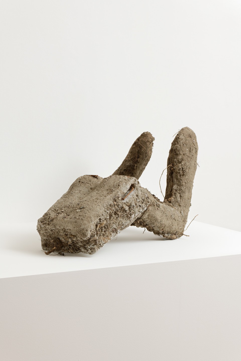 Jorge Satorre, I could never forget the way you told me everything by saying nothing (sculpture 4), 2021