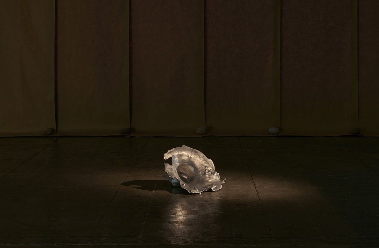 tirage en fonte d'aluminium du scan 3d d'un trou de fouille archéologique dans le desert péruvien