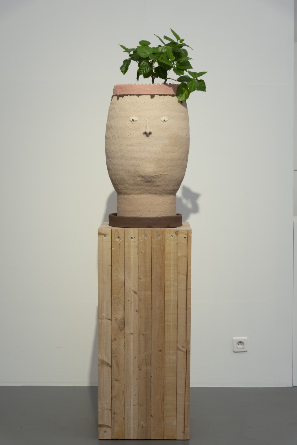 Éléonore Saintagnan, La Reine, 2019