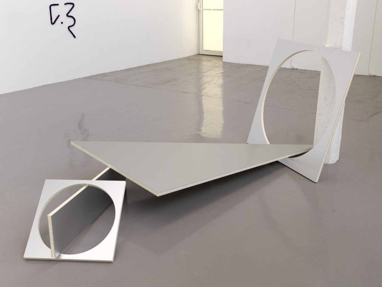 Sculpture en panneau d'aluminium