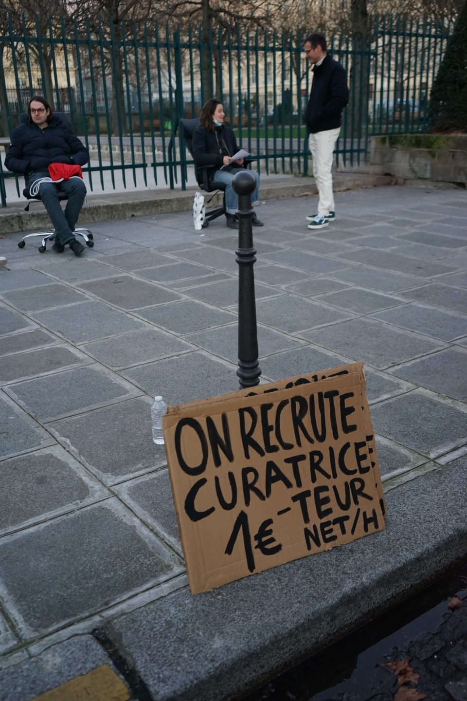Thomas Geiger, Les Chaises, 2022