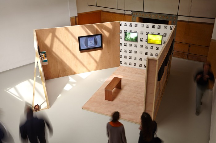 Ian Simms, Les espaces autres : passages, 2014