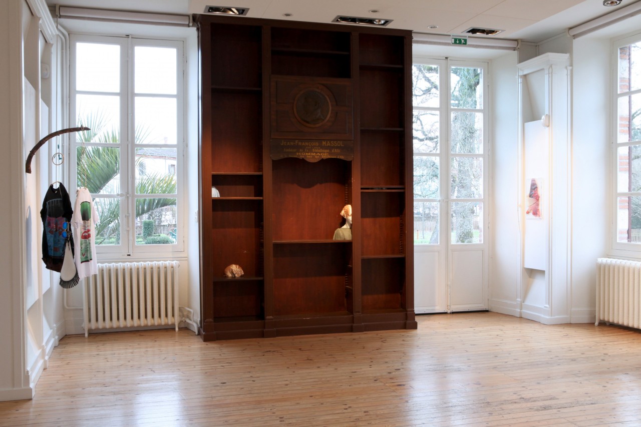 Guillaume Constantin, Olive Grey / Baby Blue / Pearly White / Champagne Settignano, 2020, Le Lait