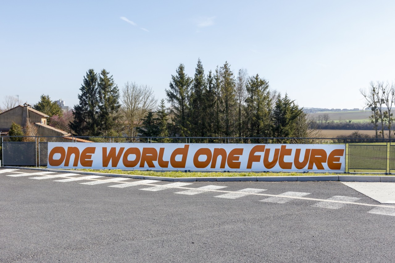 Zuzanna Czebatul, One World One Future, 2021, CAC-La synagogue de Delme