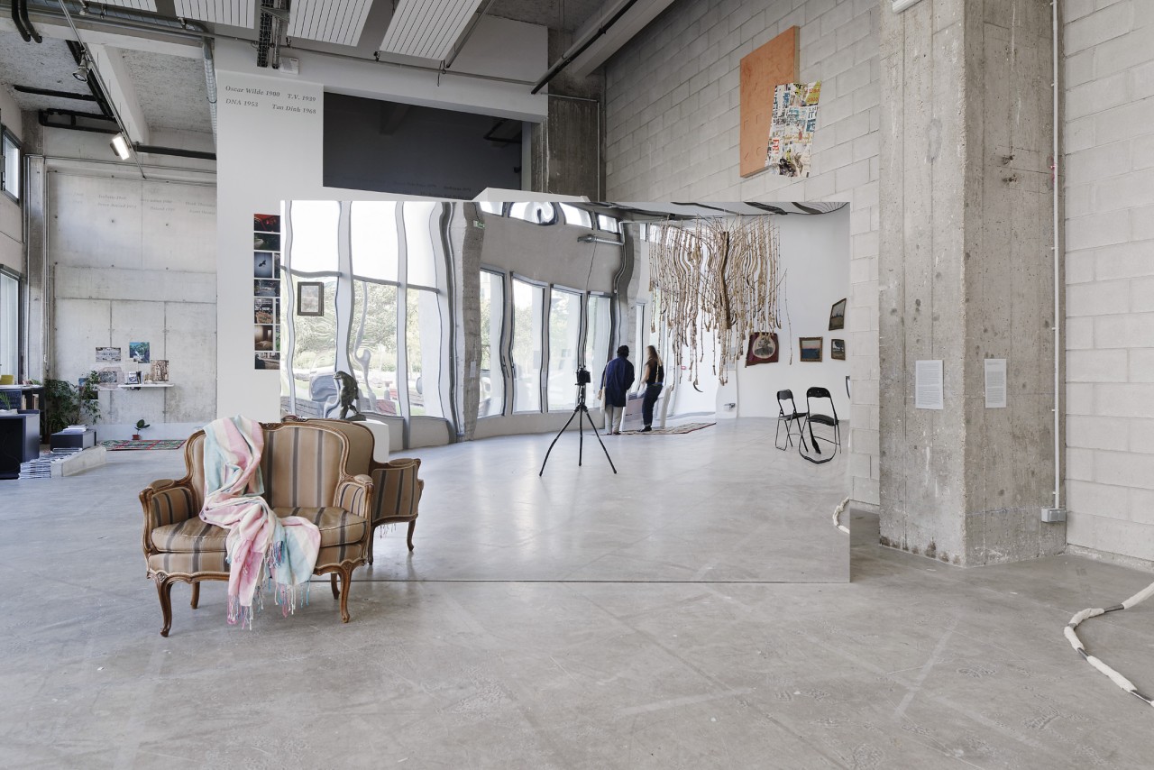 Minh Duc, Tran, Private sorrow. Vue de l’exposition, Anywhere But Here, Bétonsalon - Centre d’art et de recherche, Paris, 2016