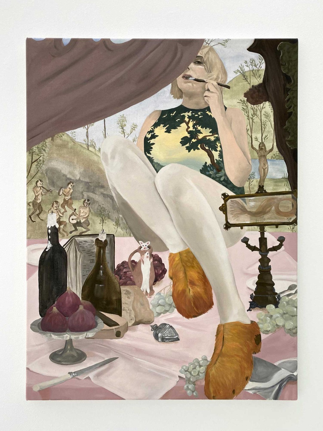 L'oeuvre est une acrylique sur toile de 80 centimètres de haut pour 60 centimètres de large.On y voit une femme assise, en trein de manger. de la nourriture est à ases pied. Un rideau cache une partie de son visage. Au fond, on voit une forêt avec des faunes.