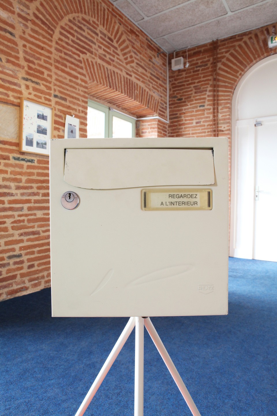 Deana Kolencíková, The letter box, 2017