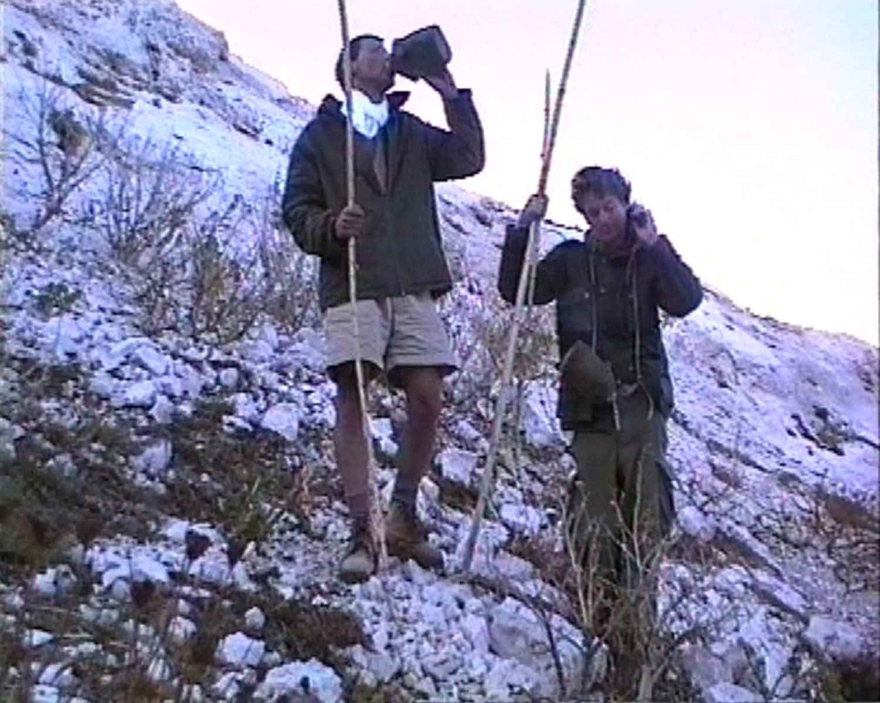 Photo de deux hommes