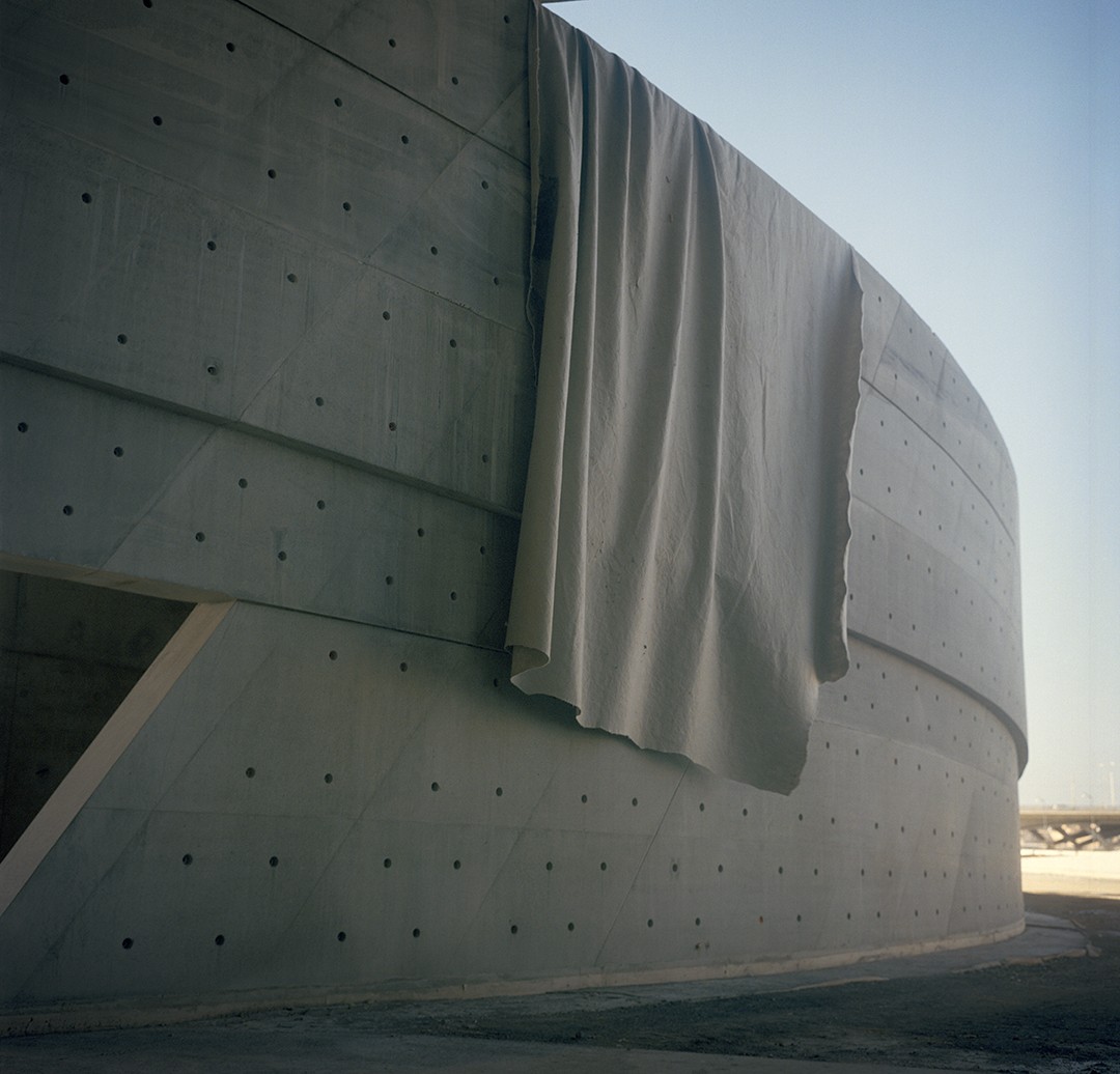 Yasmina Benabderrahmane, Voile ou le grand théâtre de Rabat, 2020-2021, Jeu de Paume
