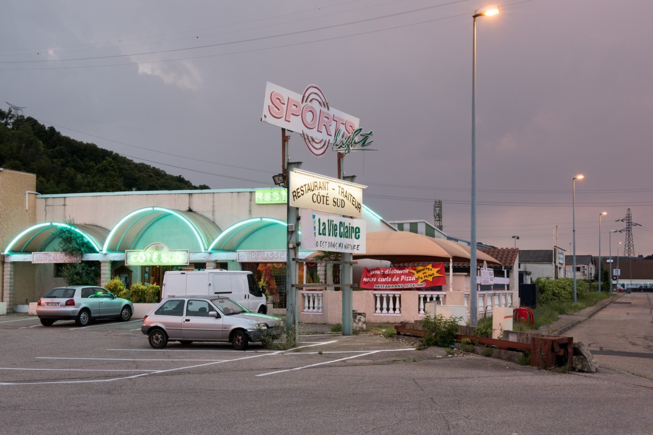 Nicolas Giraud et Bertrand Stofleth, Zone commerciale 2 Vallées, 1976 – Givors, 2022