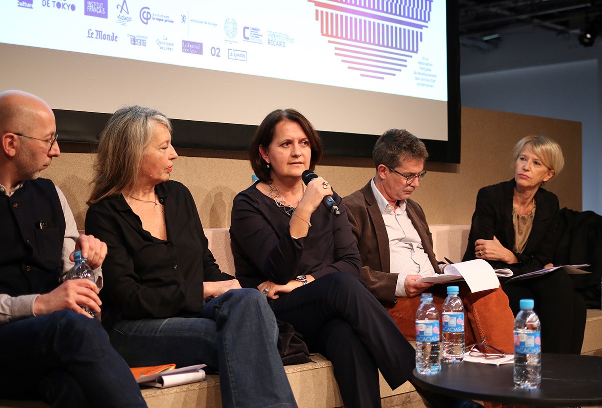 DCA - art au centre - Table ronde « L’art, l’or et l’argent : les centres d’art construisent-ils de nouveaux modèles économiques ? »